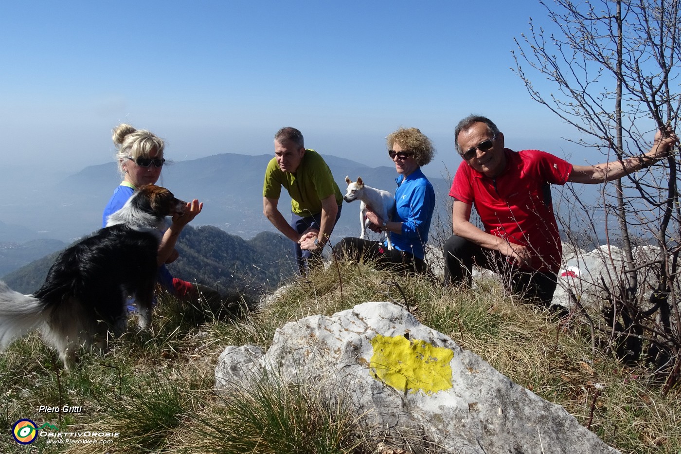 47 In vetta al Monte Ocone (1410 m).JPG -                                